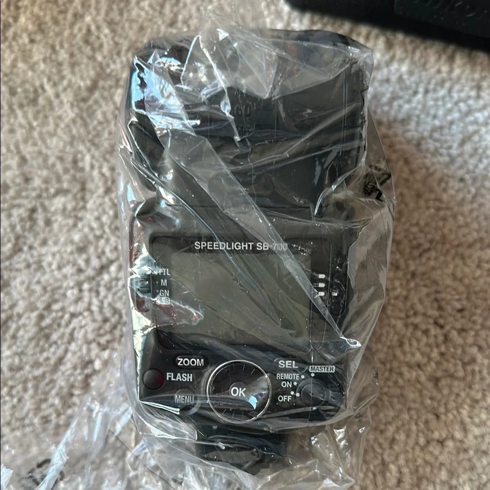 Nikon SB-700 Flash in Mint Condition